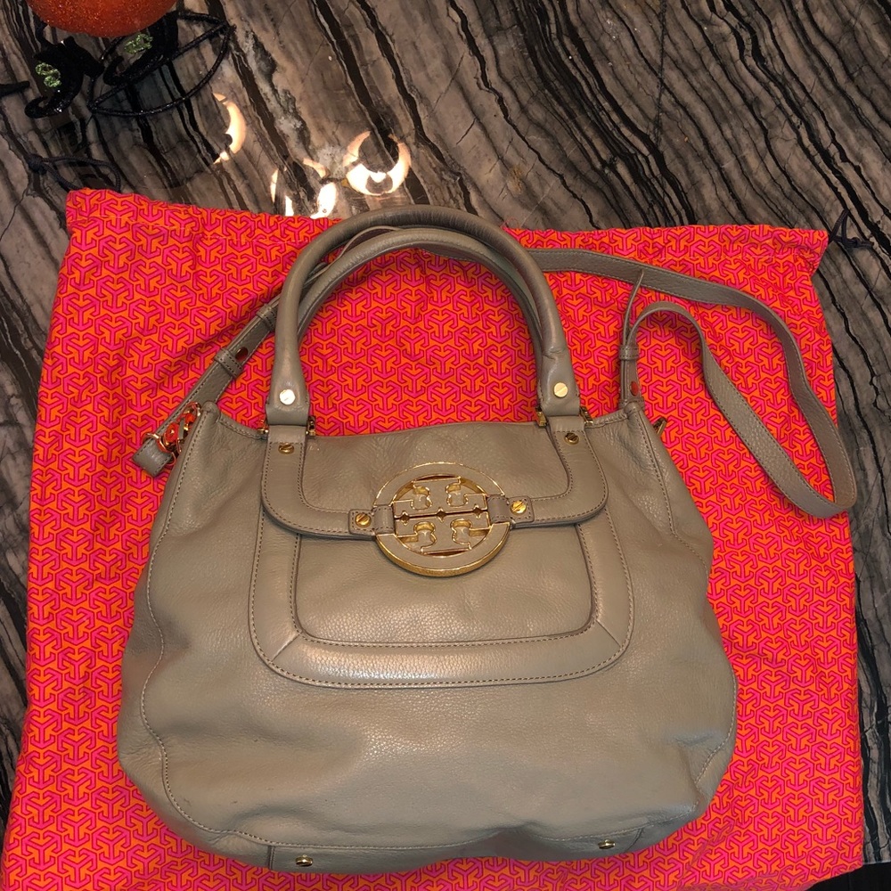 Tory Burch Amanda Hobo Crossbody